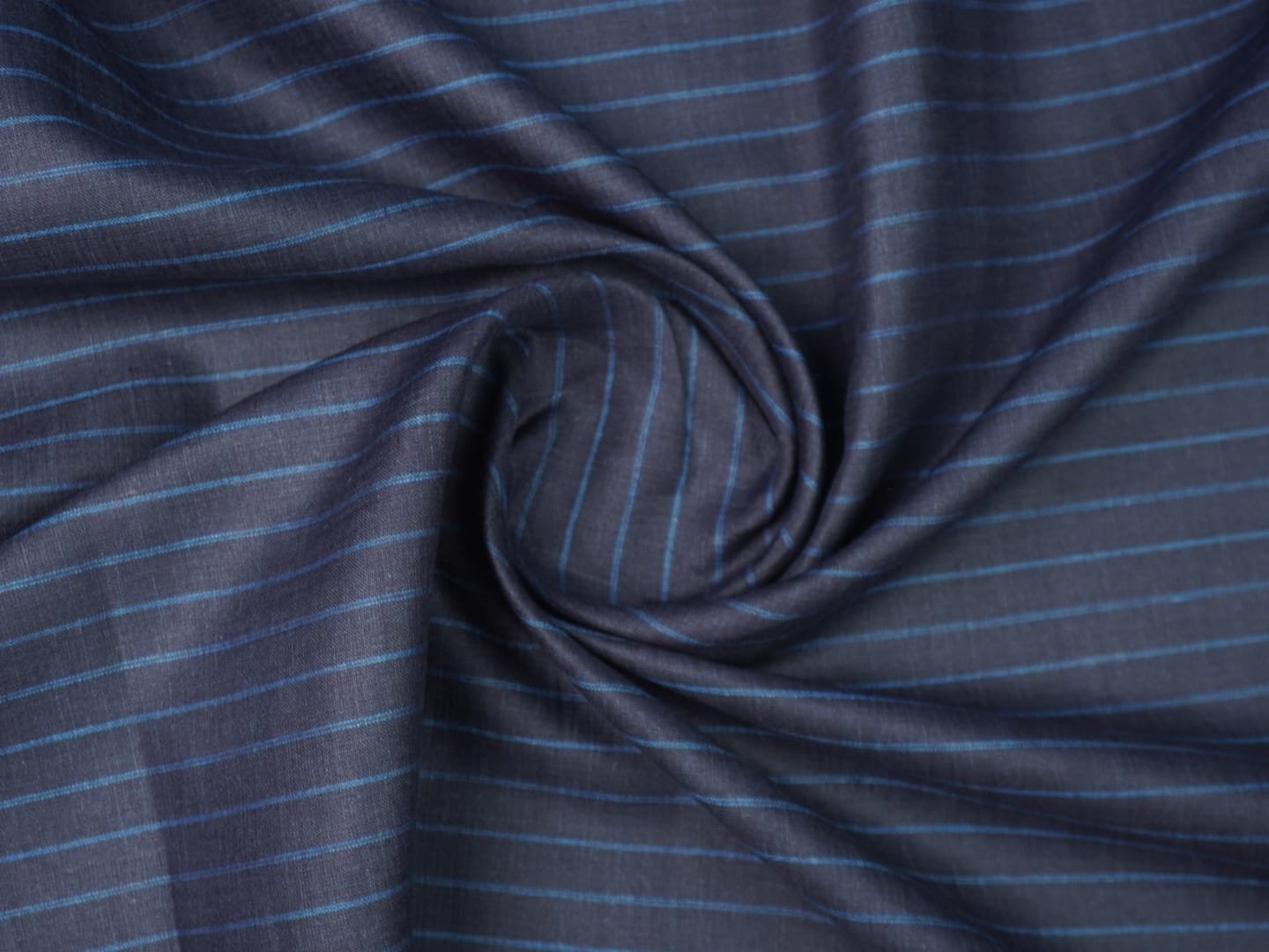 IMG-20260609-WA0020 💜 The Original Irish Heritage Linen Estd. 1912 by Burgoyne | 80 Lea | 100% Pure Linen | Purple Stripes - Image 1