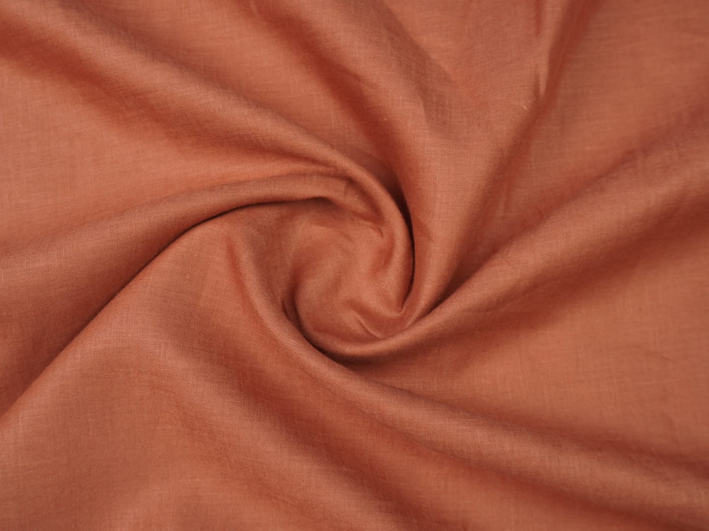 IMG-20260609-WA0037 💎 The Original Irish Heritage Linen Estd. 1912 – Emerald by Burgoyne | Rust | 60 Lea Pure Linen - Image 1