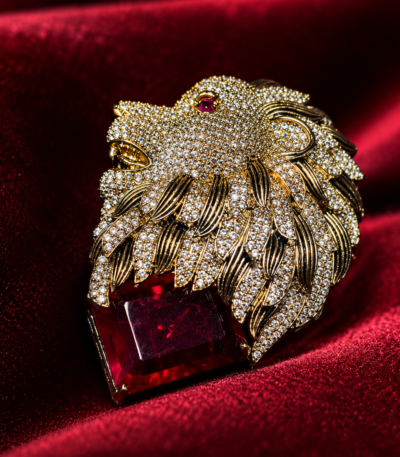 Luxury Lion Brooch