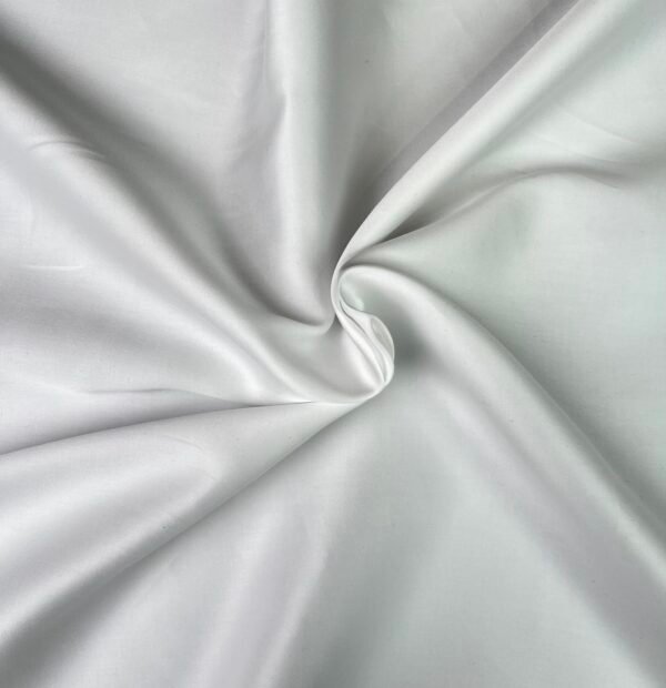 Luthai 2 Ply Snow Cotton Fabric